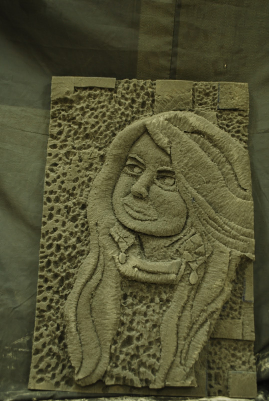 https://www.fatimahsgallery.com/wp-content/uploads/Foam-Carving-2.jpg